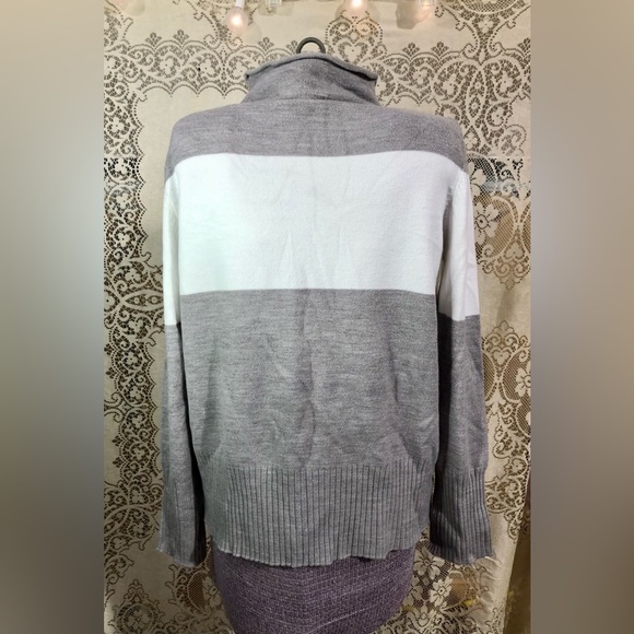 French connection gray white XL sweater warm cozy - Picture 6 of 9